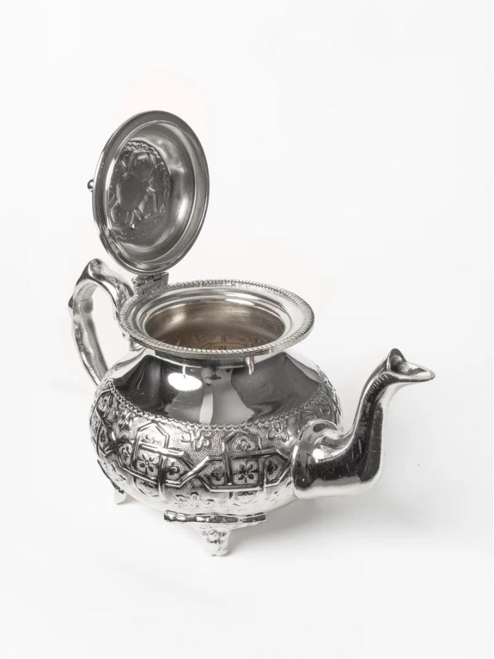 Tasse à Thé Marocaine en Laiton Doré - Gravure Artisanale Traditionnelle